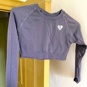 Women’s Best athletic wear long sleeve crop top